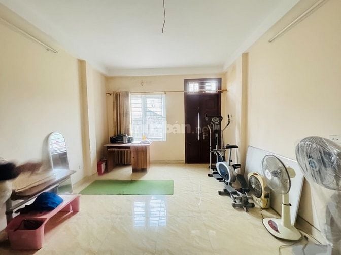 Bán nhà riêng Hoàng Mai 30m2, 5T gần chung cư Felix Homes 6,8tỷ