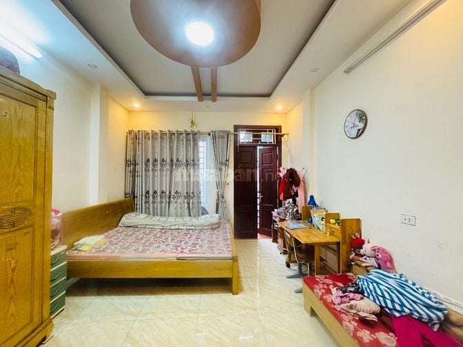 Bán nhà riêng Hoàng Mai 30m2, 5T gần chung cư Felix Homes 6,8tỷ