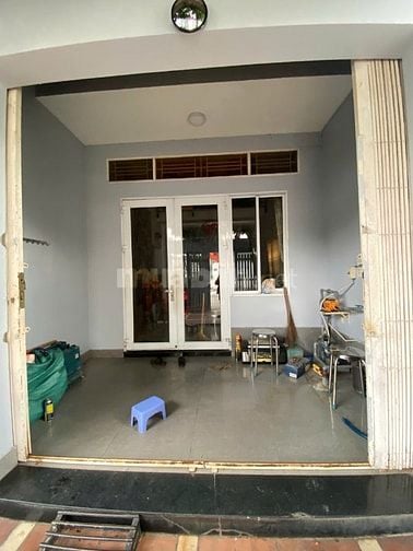 Bán nhà diện tích khuông viên 200m2 - Góc 2 mặt đường xe hơi 8m - Cạnh