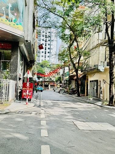  BÁN NHÀ PHÂN LÔ NGÕ 20 NGỤY NHƯ KON TUM Ô TÔ TRÁNH, VỈA HÈ -THA