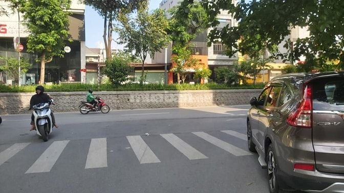 VIP NHẤT TÂY HỒ - Ô TÔ- NGÕ THÔNG - KINH DOANH - 3 BƯỚC RA HỒ TÂY 