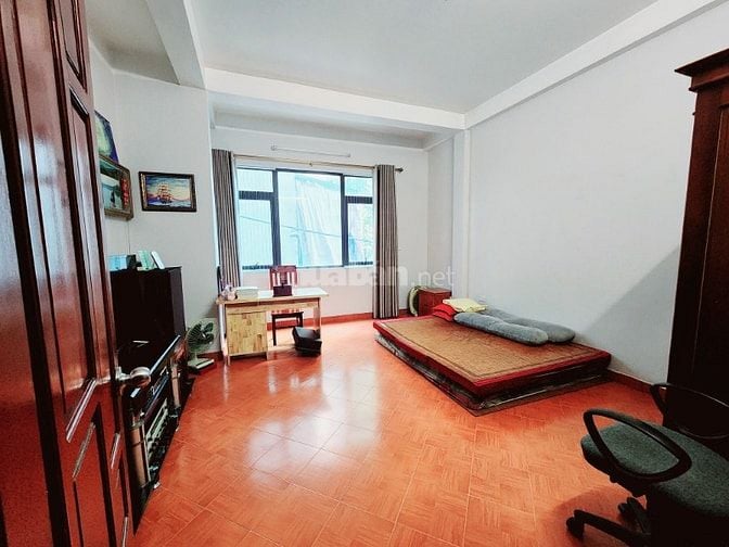  MẶT PHỐ LÔ GÓC 3 THOÁNG - GIÁ TỐT - CHỦ THIỆN TRÍ - OTO ĐỖ NGÀY ĐÊM