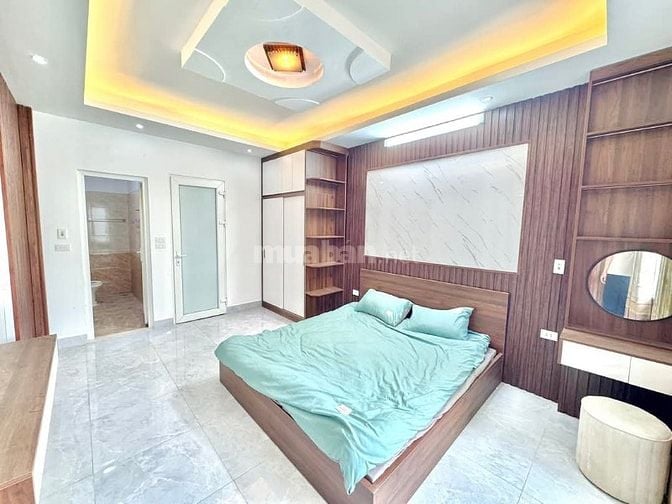 Bán nhà phố Ngũ Nhạc gần Nam Dư 33m2, 6 tầng, 4 ngủ, mặt tiền 4m, ô tô