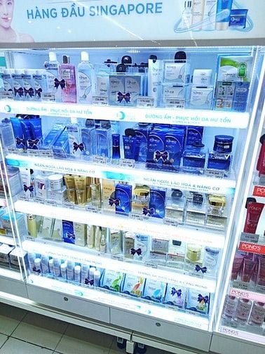 QUẬN 3,QUẬN 10 CỬA HÀNG MỸ PHẨM, TIÊU DÙNG BỔ SUNG NHÂN VIÊN 