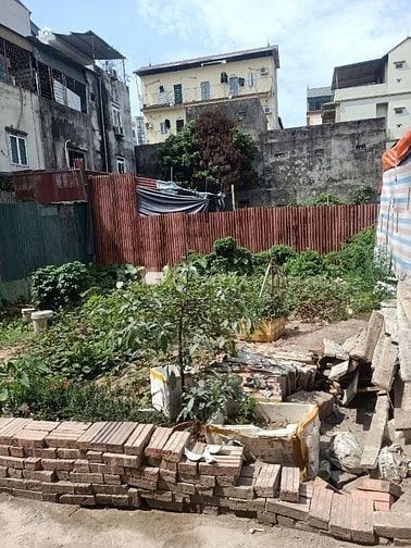 Bán đất tại Tu Hoàng, 130 triệu / m2, DT 263 m2, Nam Từ Liêm, Hà Nội.
