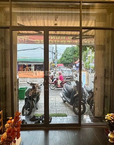 CẦN SANG NHUỢNG lại Spa Gội đầu dưỡng sinh, chăm sóc da và phun xăm 