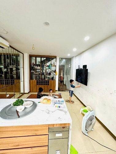 BÁN NHÀ LÂM DU - NGÕ THÔNG 2 THOÁNG, 47M2 CHỈ 8.9T - THIẾT KẾ HIỆN ĐẠI