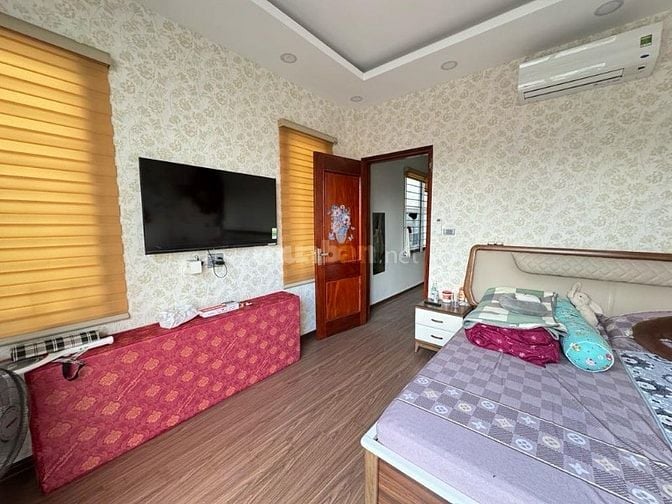 BÁN NHÀ LÂM DU - NGÕ THÔNG 2 THOÁNG, 47M2 CHỈ 8.9T - THIẾT KẾ HIỆN ĐẠI