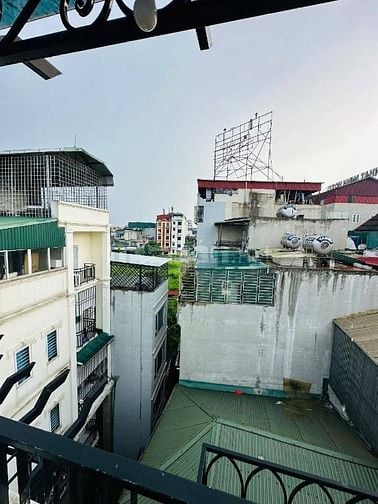 BÁN NHÀ LÂM DU - NGÕ THÔNG 2 THOÁNG, 47M2 CHỈ 8.9T - THIẾT KẾ HIỆN ĐẠI