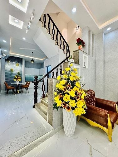 Bán căn 58,8m2 giá 2 tỷ 250 đường Lê Văn Việt, Long Thạnh Mỹ, Thủ Đức