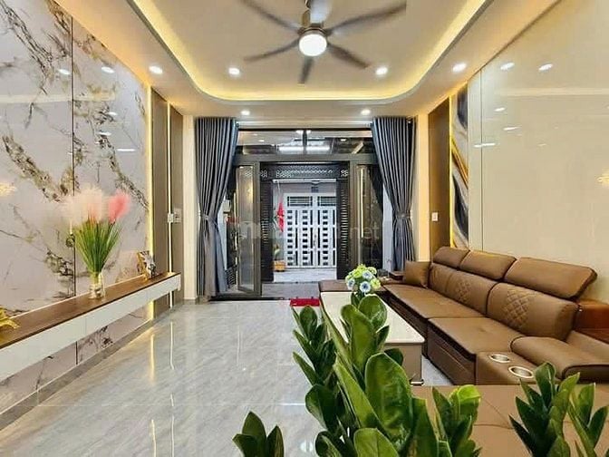 Bán Gấp Nhà Cao Thắng, P17, Phú Nhuận,58m2(4x14.5),1T2L, Hẻm 5m, SHR