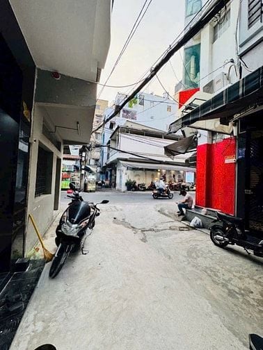 Sổ hoàn công 42.6m2 Trần Phú, P7, Q5 gần UBND Quận 5. Xây 1 trệt 3 lầu