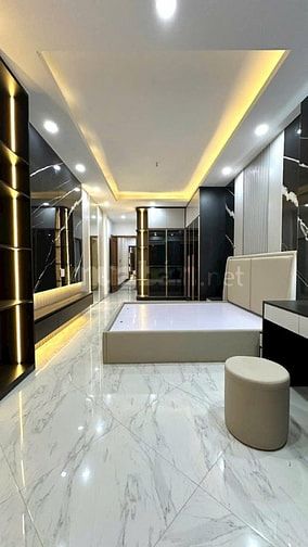 Phân Lô Hai Bà Trưng_Gara ÔTÔ_Thang Máy_Nội Thất VIP_80m/5Tầng_19.5Tỷ