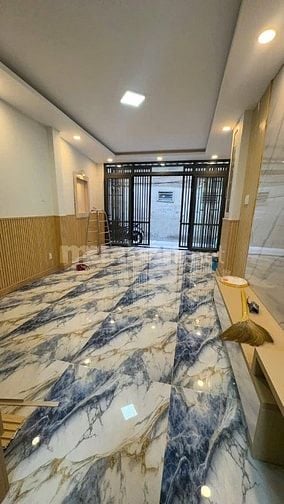 Nhà 2MT hẻm(4X11m). 100/dương Bá Trạc P2Q8 nhà mới đẹp