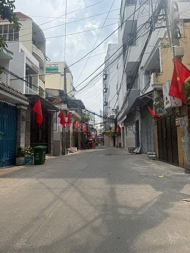 Nhà 2MT hẻm(4X11m). 100/dương Bá Trạc P2Q8 nhà mới đẹp