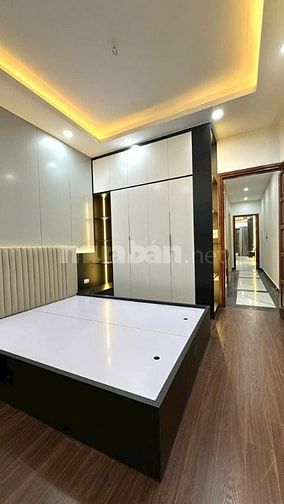 Phân Lô Hai Bà Trưng_Gara ÔTÔ_Thang Máy_Nội Thất VIP_80m/5Tầng_19.5Tỷ