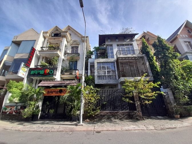 Bán Nhà Mặt Tiền Khu Đường Hoa . 5,6X16, 1 hầm 4 tầng.  23,5 tỷ 