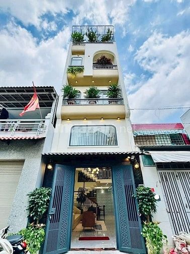 Bán gấp nhà ở đường Thiên Phước, phường 9, Tân Bình, giá 2 tỷ 500 triệ