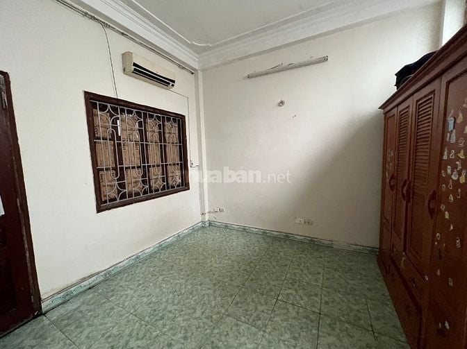 Cho thuê nhà 3 tầng, đường Trần Cung, phường Cổ Nhuế 1, quận Bắc Từ Li