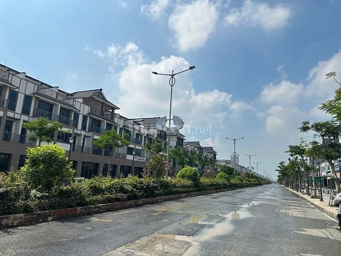 Cơ Hội Trăm Năm Có Một – Chủ Đất Cần Bán Gấp Trước Ngày Bay