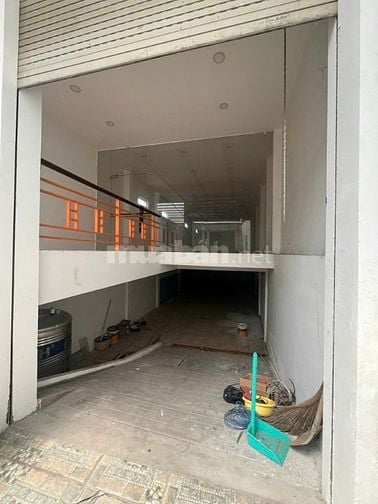 Chính chủ cần bán gấp nhà số 1074 ,QL50, xã bình hưng,bình chánh .