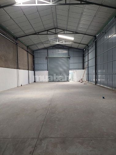 Cho thuê xưởng 400m2 vừa hết hạn hợp đồng tại đường hà huy giáp 