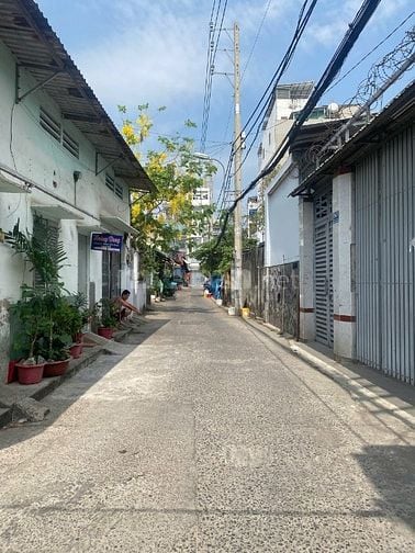 Bán nhà nát góc 2 mặt tiền hẻm 8m Nguyễn Văn Quá, Quận 12, 7x10, 4tỳ5