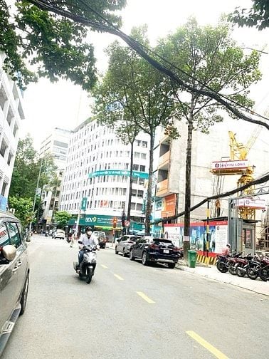 Bán Gấp Căn Mặt Tiền Nguyễn Công Trứ Quận 1  8 Lầu DT 96m2 