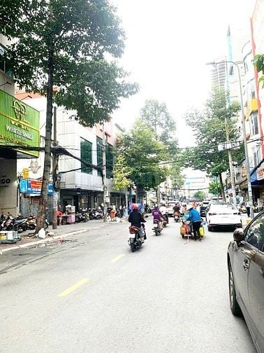 Bán Gấp Căn Mặt Tiền Nguyễn Công Trứ Quận 1  8 Lầu DT 96m2 