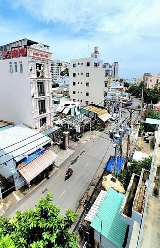 Lô Góc 2 Mặt Tiền Nguyễn Tuyển kinh doanh sầm uất 