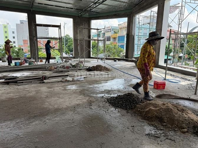 Cần cho thuê nhà căn góc hai mặt tiền đường 30m.