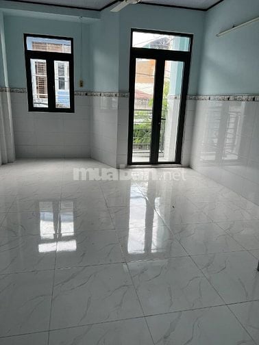 Đối diện KCN Xuyên Á! Nhà hẻm 5m, DT: 5m x 27m