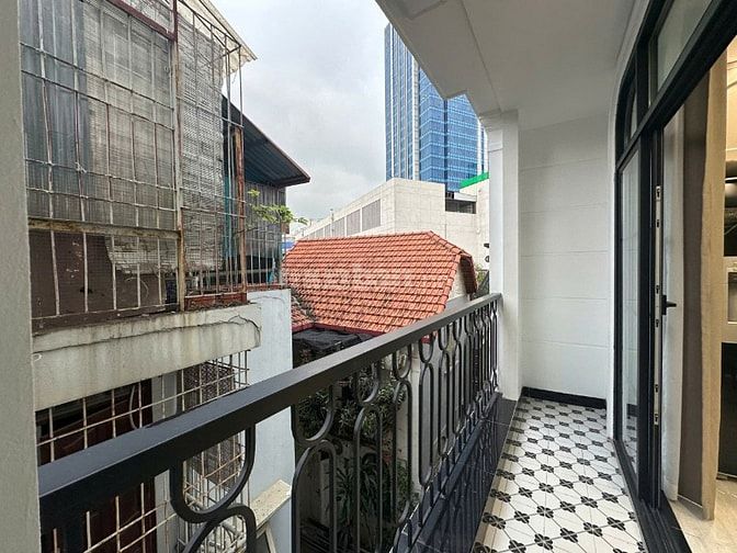 PHÂN LÔ NGỌC KHÁNH BA ĐÌNH - 7 TẦNG THANG MÁY - GARA Ô TÔ - SÁT PHỐ 