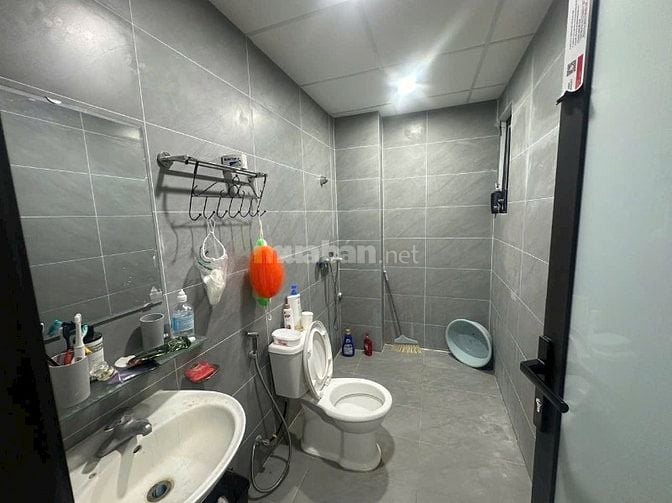 Cho thuê nhà 4 tầng tại số 12 TT25 khu đô thị Văn phú làm văn phòng