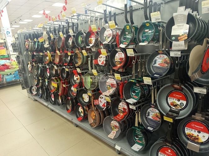 Tuyển 4 nhân viên Bán hàng ,đóng gói, tạp vụ 