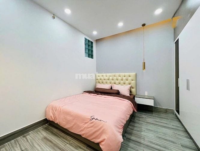 Vỡ nợ bán gấp nhà Độc Lập, Tân Thành, Tân Phú. Giá 2,85tỷ. Hẻm xe hơi