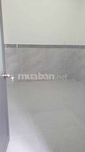 NHÀ MỚI XÂY 1 XẸT NHỰA RỪNG DẦU  1 TRỆT 1 LẦU ĐÚC THẬT