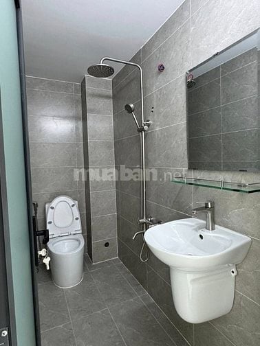 $ 5.8tỷ - nhà 2 lầu - 3.7 x 10m - Âu Dương Lân nhà mới ở liền