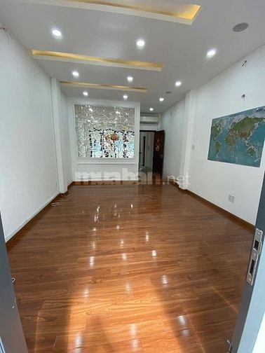 Sang nhượng gấp căn nhà mặt tiền Nguyễn Hồng Đào, P14, Tân Bình
