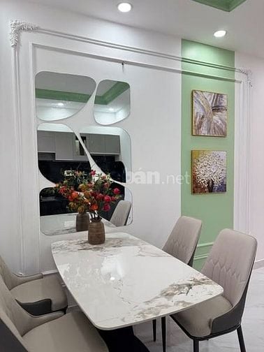 $ 5.8tỷ - nhà 2 lầu - 3.7 x 10m - Âu Dương Lân nhà mới ở liền
