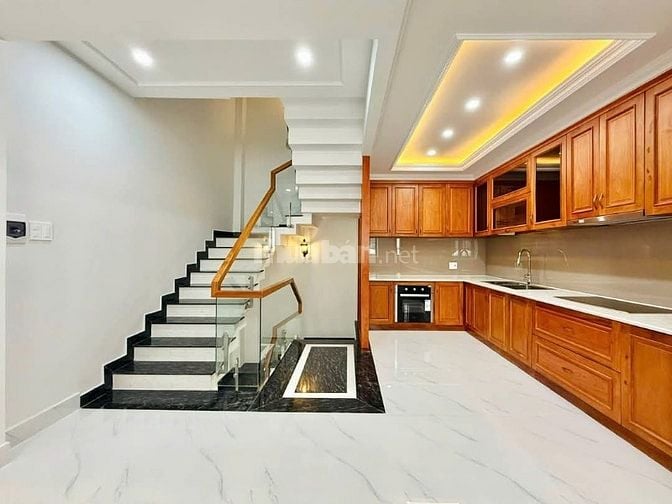 Bán nhà mới 4,5 tầng hẻm 6m Nguyễn Văn Khối p9 nội thất 