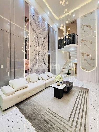 bán nhà SIÊU PHẨM, KHU VÍP ĐẲNG CẮP 68, DT 4M X 18M CÓ THANG MÁY, 