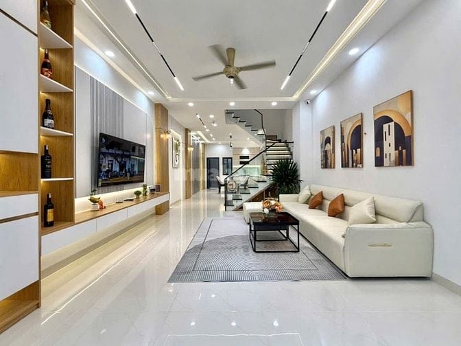 Bán nhà 66m2 giá 6 tỷ 250 triệu đường Quốc Hương,Thảo Điền, Quận 2.