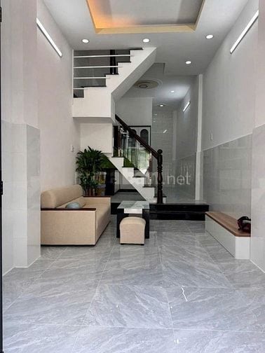 Bán nhà hẻm xe hơi, 2 tầng. 30m²,giá 2tỷ 330. Đường Nguyễn Thông P9 Q3