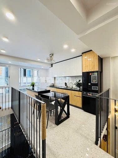 GIÁ CỰC HIẾM Đ DIỆP MINH CHÂU, TÂN PHÚ.GẦN TRƯỜNG THCS TRẦN QUANG KHẢI