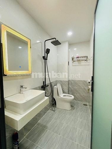 Lên sóng căn nhà Mặt tiền đ. Lưu Đình Lễ Quận 4 | SHR chỉ 4 tỷ 360 tr