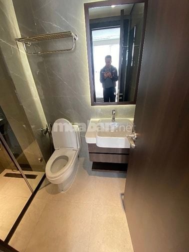 Chính chủ cho thuê căn chung cư cao cấp 2PN Thành Công-Ba Đình