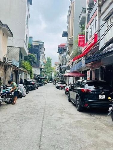 Nhà Đẹp Mới Tinh Về Ở Luôn Full Nội Thất , Chỉ 10m Ra Mặt Phố 
