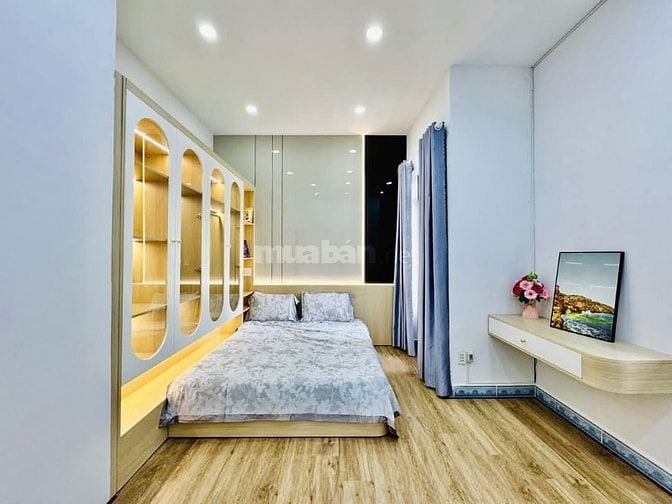 Chính chủ bán gấp nhà 29m²,đường Nguyễn Cư Trinh,Q1.Xây 2 tầng, hẻm 5m