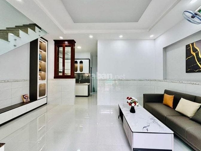 Chính chủ bán gấp nhà 29m²,đường Nguyễn Cư Trinh,Q1.Xây 2 tầng, hẻm 5m
